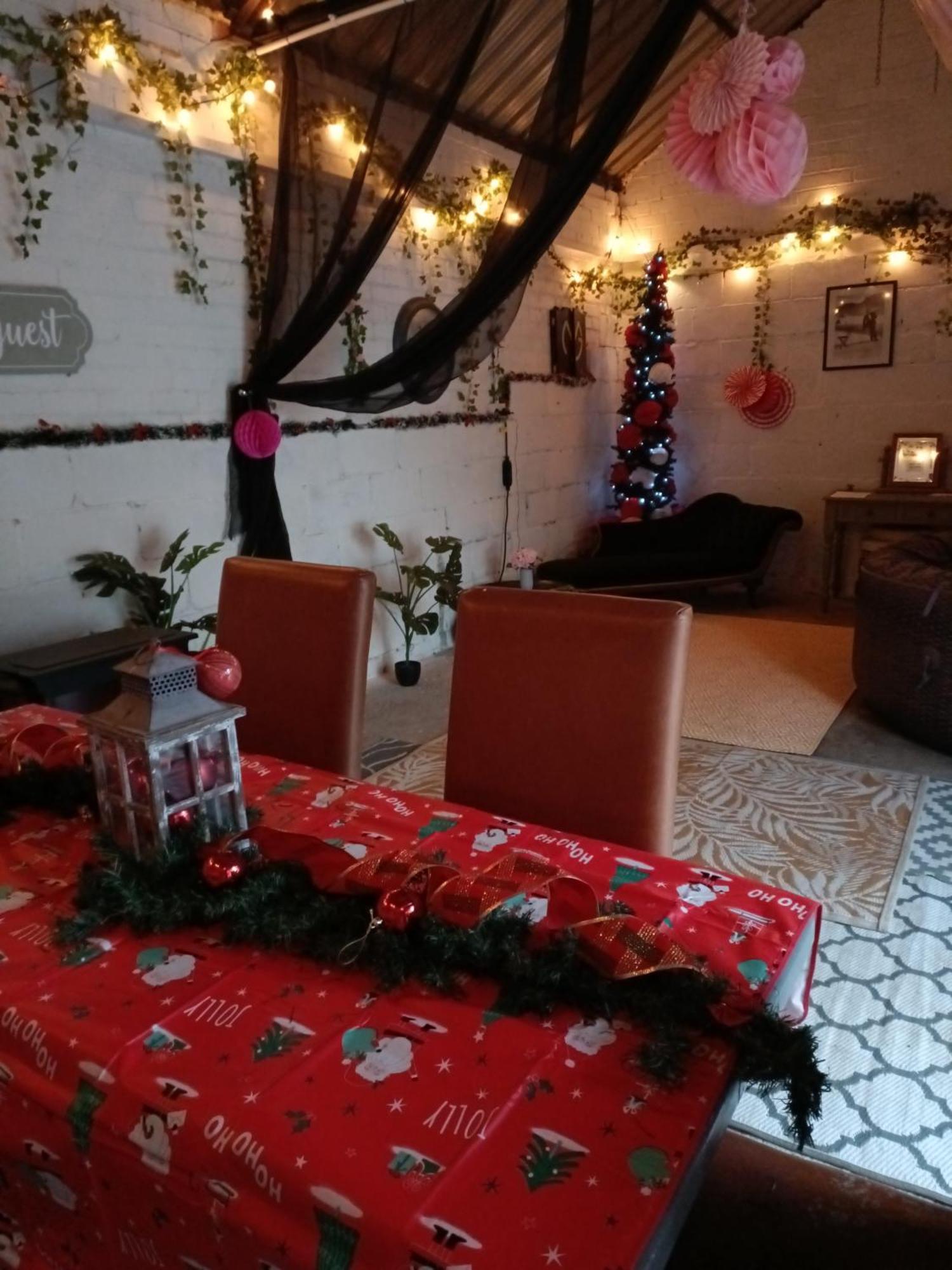 The White Dove Bed And Breakfast With Glamping Newark Showground Extérieur photo
